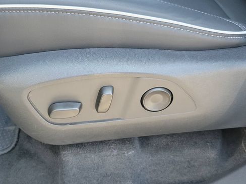 Used 2026 Buick Enclave Sport Touring w/ Power Package FWD image 23