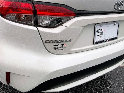 Used 2020 Toyota Corolla LE FWD image 30