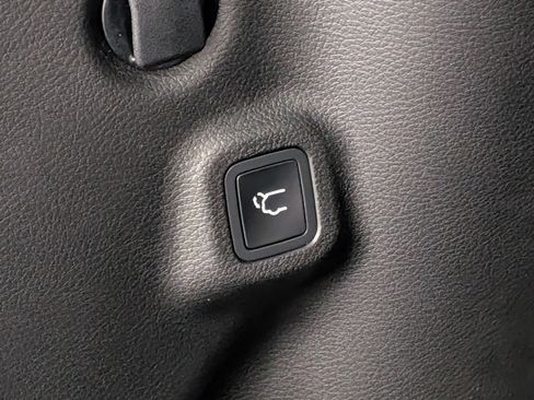 New 2026 Jeep Compass Limited image 12