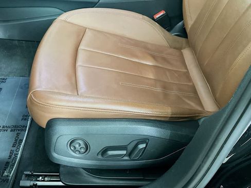 Used 2020 Audi A4 2.0T Premium w/ Convenience Package image 30