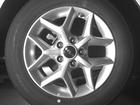Used 2025 Kia Soul LX w/ LX Technology Package FWD image 15