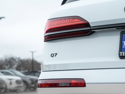 New 2026 Audi Q7 3.0T Premium image 32