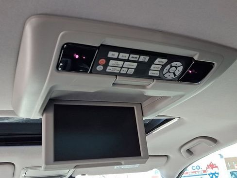 Used 2016 Honda Pilot Elite image 12