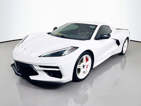 Used 2023 Chevrolet Corvette Stingray Premium Conv w/ Z51 Performance Package RWD image 3