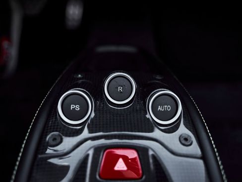 Used 2015 Ferrari 458 Spider RWD image 67
