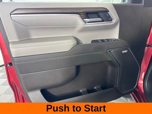 Used 2022 Chevrolet Silverado 1500 RST w/ Convenience Package II image 10