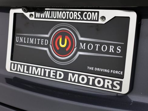 Used 2022 Tesla Model S Plaid image 19