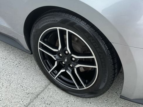 Used 2022 Ford Mustang Premium image 9