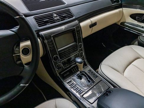 Used 2009 Maybach 62 S RWD image 83