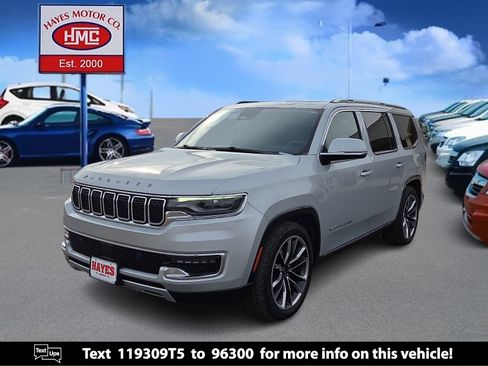 Used 2022 Jeep Wagoneer Series III w/ Premium Group I AWD/4WD image 1
