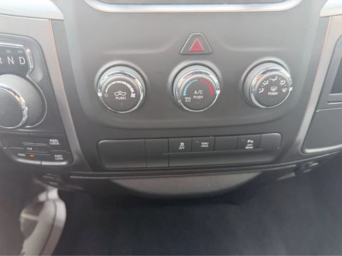 Used 2024 RAM 1500 Classic Warlock image 27