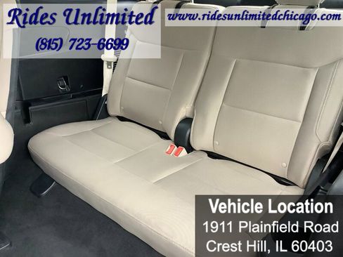 Used 2020 Ford Explorer XLT image 32