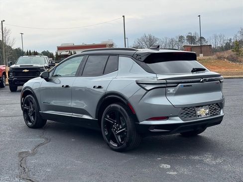 New 2026 Chevrolet Equinox EV RS image 5