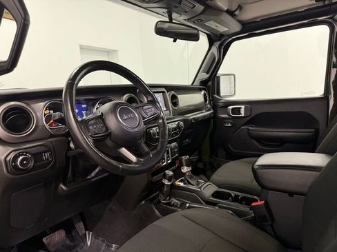 Used 2023 Jeep Wrangler Sport S image 14