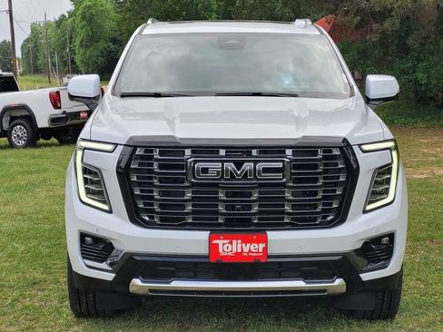 New 2026 GMC Yukon Denali Ultimate AWD/4WD image 3