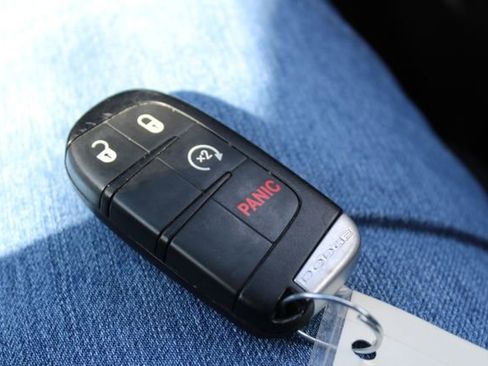 Used 2012 Dodge Journey SXT w/ Popular Equipment Group FWD image 15
