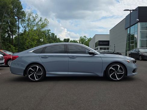 Used 2022 Honda Accord Sport Special Edition image 6