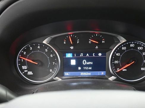 Used 2023 GMC Terrain SLE w/ Driver Convenience Package FWD image 11