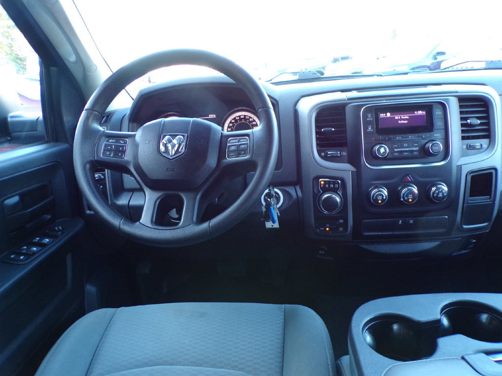 Used 2016 RAM 1500 Express AWD/4WD image 15