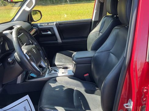 Used 2020 Toyota 4Runner Limited image 24