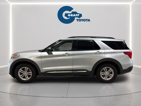 Used 2020 Ford Explorer XLT w/ Equipment Group 202A image 11