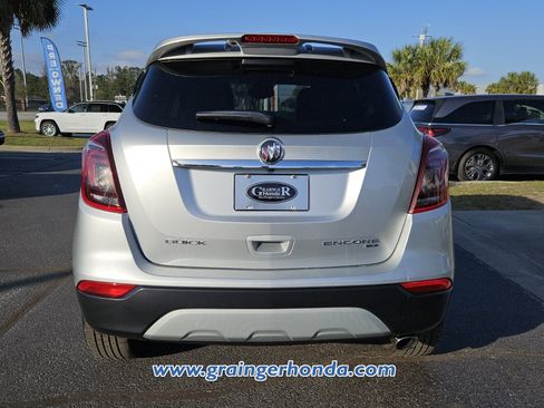 Used 2017 Buick Encore Sport Touring image 4