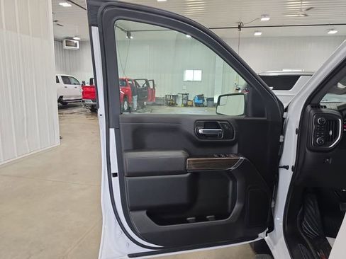 Used 2022 Chevrolet Silverado 1500 RST AWD/4WD image 20