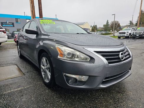 Used 2015 Nissan Altima 2.5 SV image 6