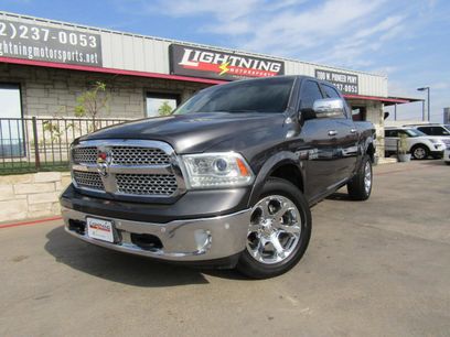 Used 2016 RAM 1500 Laramie w/ Convenience Group