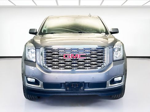 Used 2019 GMC Yukon Denali w/ Denali Ultimate Package image 2