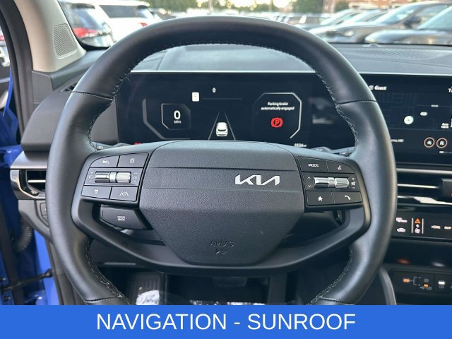 Used 2026 Kia Sportage SX FWD image 2