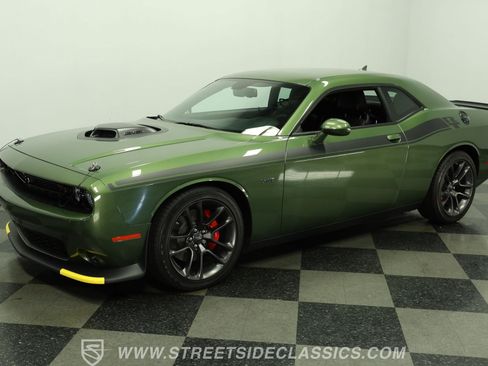 Used 2023 Dodge Challenger R/T w/ Plus Package RWD image 6
