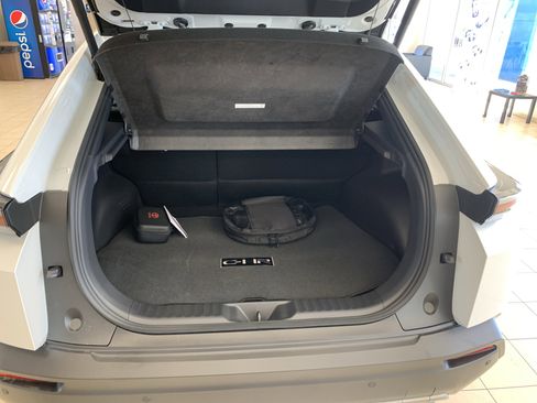 New 2026 Toyota C-HR w/ Cold Weather Package image 17