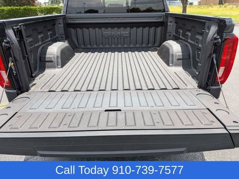Used 2024 GMC Sierra 1500 SLT w/ SLT Premium Plus Package AWD/4WD image 35