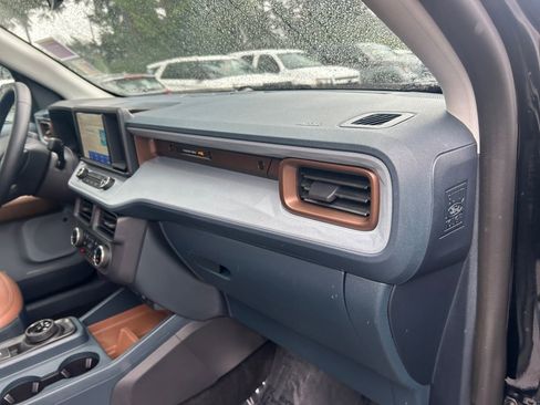 Used 2024 Ford Maverick Lariat AWD/4WD image 27