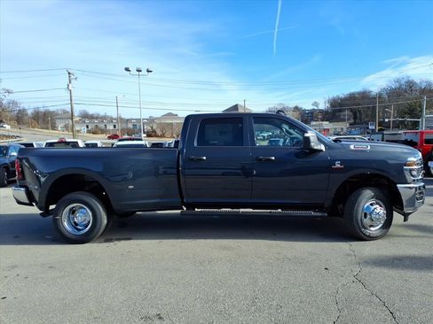 New 2026 RAM 3500 Tradesman image 3