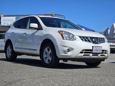 Used 2013 Nissan Rogue S w/ Special Edition Pkg FWD image 8