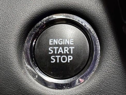 Certified 2023 Toyota Highlander LE image 25