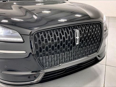 Used 2023 Lincoln Corsair AWD w/ Equipment Group 101A image 33
