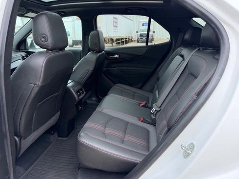 Used 2022 Chevrolet Equinox RS image 8