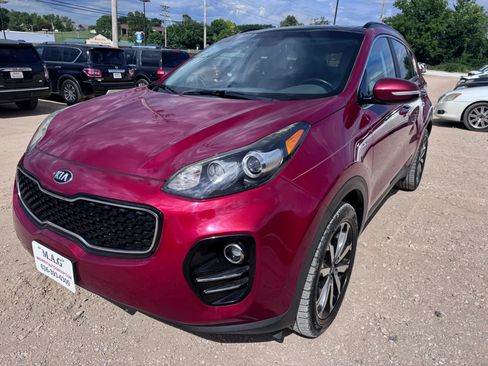 Used 2018 Kia Sportage EX w/ EX Premium Package AWD/4WD image 2
