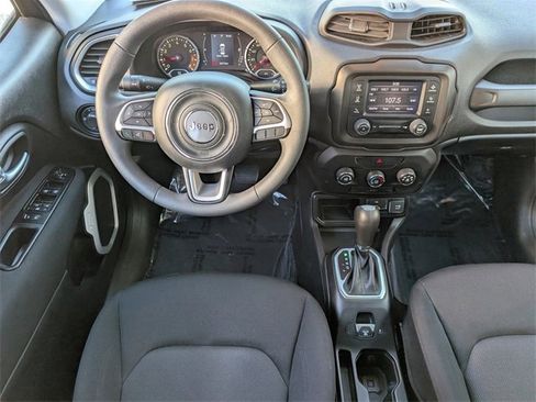 Used 2020 Jeep Renegade Sport w/ Sport Appearance Group image 11