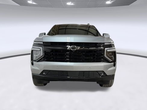 Used 2026 Chevrolet Suburban RST w/ RST Capability Package AWD/4WD image 4
