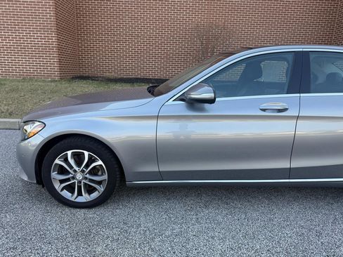 Used 2015 Mercedes-Benz C 300 4MATIC Sedan image 9