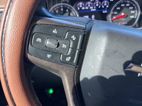 Used 2020 Chevrolet Silverado 1500 High Country w/ Technology Package image 25