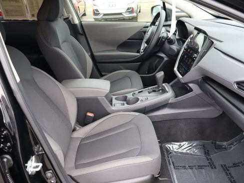 Certified 2025 Subaru Crosstrek 2.5i Premium AWD/4WD image 39