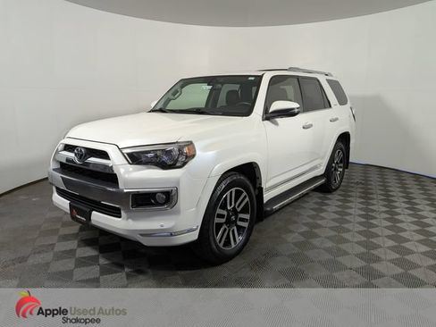 Used 2016 Toyota 4Runner Limited AWD/4WD image 3