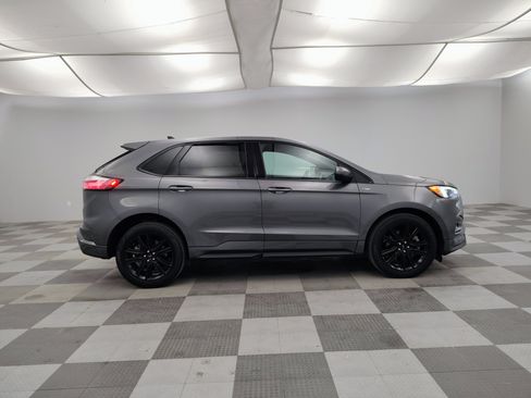 Used 2022 Ford Edge ST-Line w/ Class II Trailer Tow Package AWD/4WD image 11