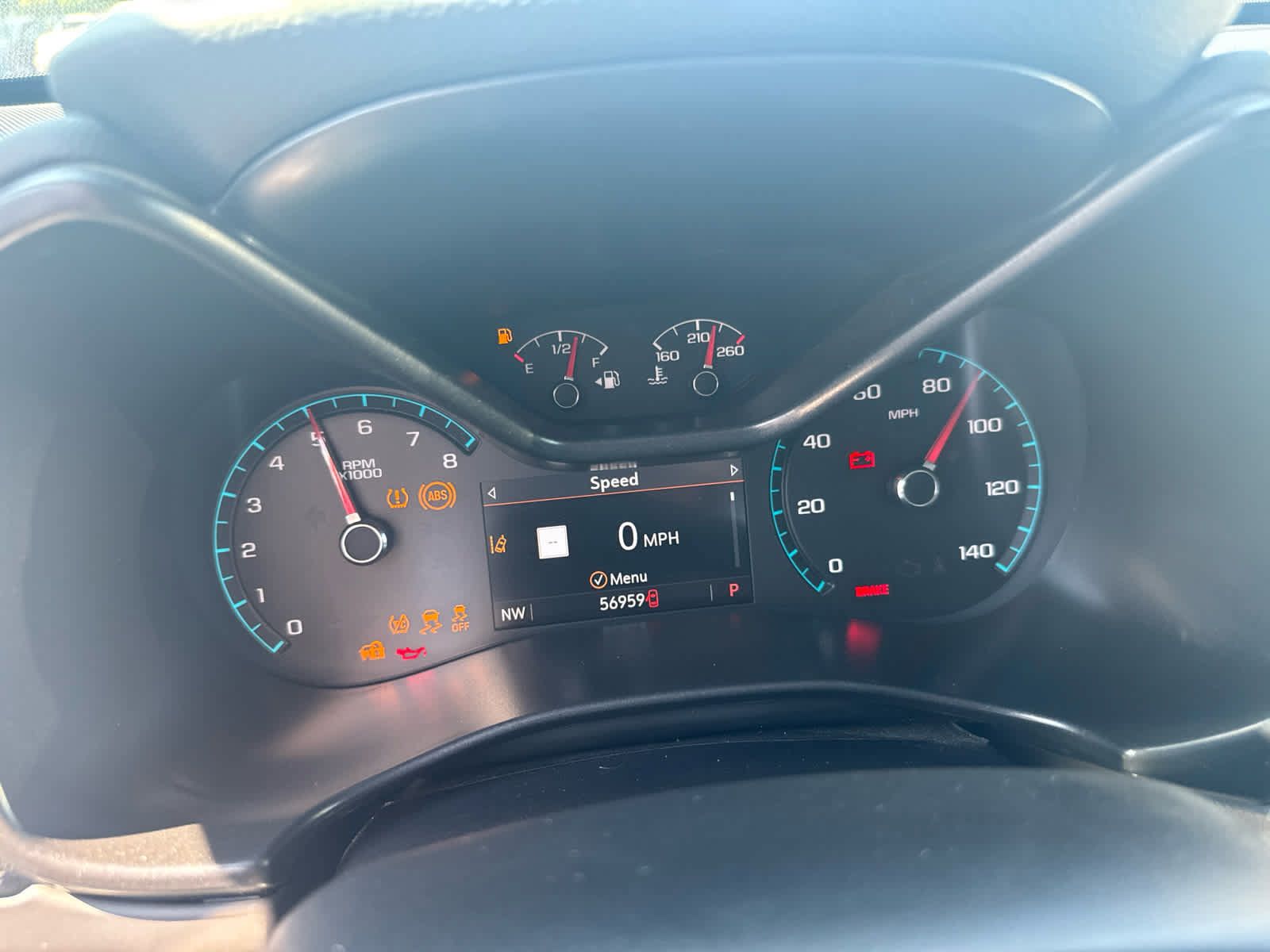 Used 2022 Chevrolet Colorado Z71 w/ Z71 Midnight Edition AWD/4WD image 8