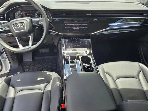 Used 2023 Audi Q7 3.0T Premium Plus AWD/4WD image 15